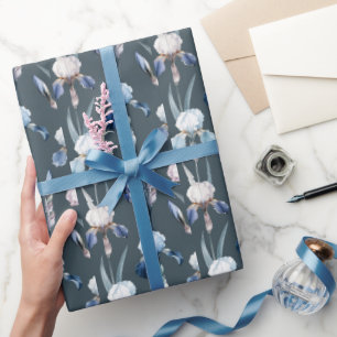Elegante Iris Bloesems in Koele Verfijnde Symmetri Cadeaupapier