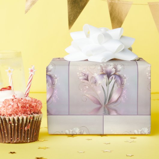 Elegante Irisbloem Met Gouden Etsing Cadeaupapier (Verjaardagsfeest)