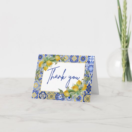 Elegante Italiaanse blauwe tegels citroenscript Bedankkaart (Voorkant)