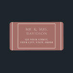 Elegante Ivoor Dark Peach Lijst Typografie Trouwen Etiket<br><div class="desc">Uniek,  eenvoudig en elegant ontwerp. Het beschikt over donker ivoor en donkerperzikkleuren,  als lijst of achtergrond,  moderne typografie. Het zou een geweldige keuze zijn voor een verfijnd huwelijksthema. U kunt het personaliseren met uw gegevens. Bezoek alsjeblieft mijn Ivory Dark Peach Collectie voor bijpassende items.</div>