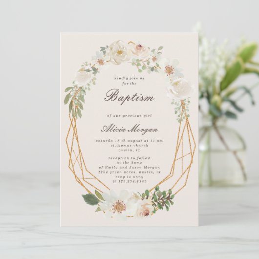 Elegante Ivory Garden Floral Baptism Uitnodiging (Staand voorkant)