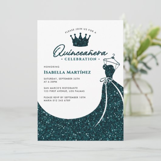 Elegante jurk & kroon Quinceañera verjaardagsfeest Kaart (Staand voorkant)