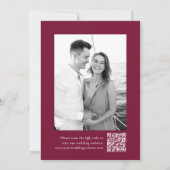 Elegante kalligrafie bordeauxrode foto QR-code tro Save The Date (Achterkant)