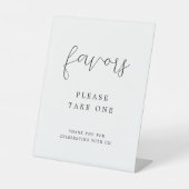 Elegante kalligrafie bruiloft gunsten teken reclamebord met voetstuk (Voorkant)