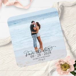 Elegante kalligrafie foto bruiloft save the date kartonnen onderzetters