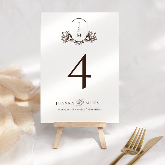 Elegante kalligrafie Monogram Crest Neutraal Bruin Kaart