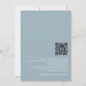 Elegante Kalligrafie QR Code Stoffig Blauw Bruilof Kaart (Achterkant)