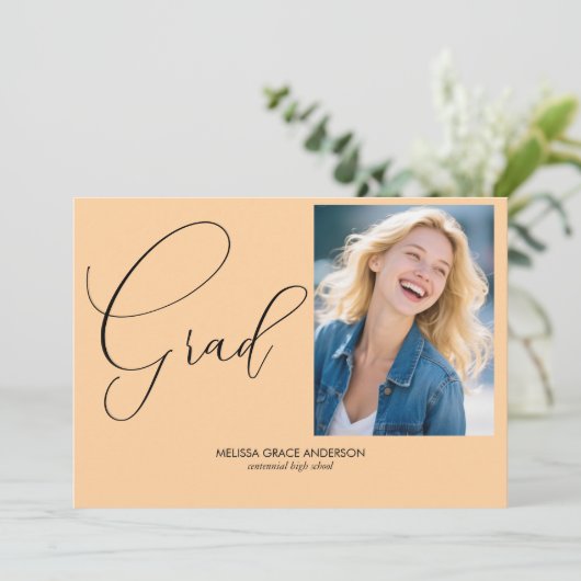 Elegante kalligrafie Single Photo Afstuderen Aankondiging (Staand voorkant)