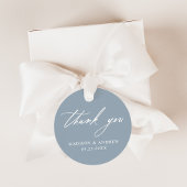 Elegante kalligrafie stoffige blauwe bruiloft dank bedankjes labels