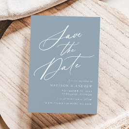 Elegante kalligrafie stoffige blauwe bruiloft save the date