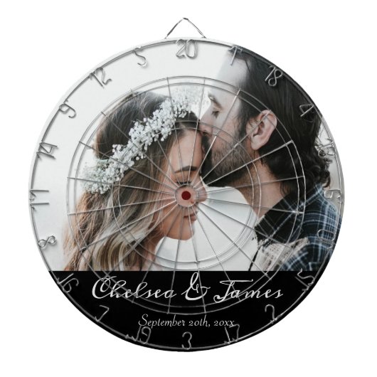 Elegante kalligrafie trouwfoto zwart & wit dartbord (Voorkant)