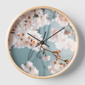 Elegante Kersenbloesem Wandklok met Natuurlijk Hou (Voorkant)