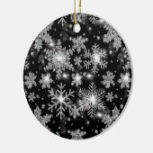 Elegante Kerst zwarte witte zilveren sneeuwvlokken Keramisch Ornament (Links)