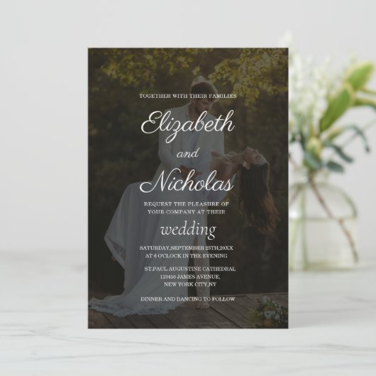 elegante klassieke paar foto bruiloft uitnodiging (Staand voorkant)