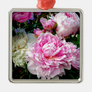 Elegante klassieke roze witte bloempioenen metalen ornament