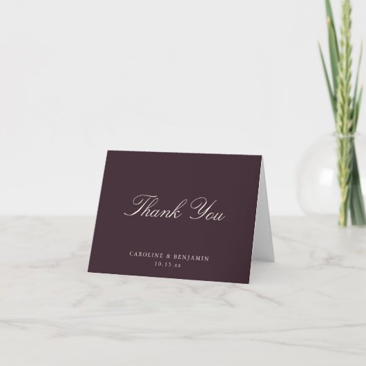 Elegante Klassieke Scriptie Bruiloft Donker Plum G Bedankkaart (Voorkant)