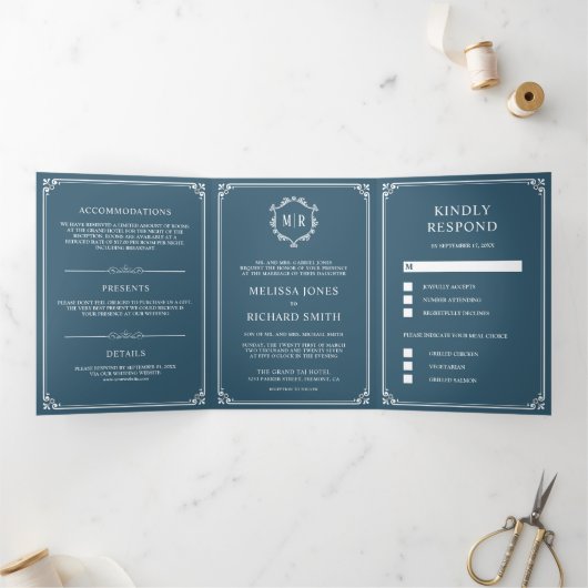 Elegante klassieke stoffige blauwe monogram bruilo drieluik uitnodiging (Binnen)