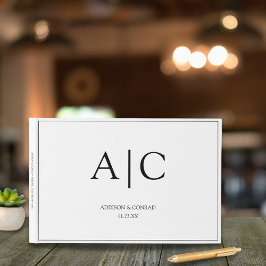 Elegante klassieke witte monogram bruiloft gastenboek