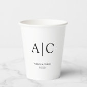 Elegante klassieke witte monogram bruiloft papieren bekers (Voorkant)