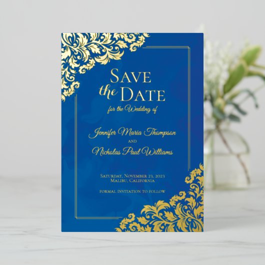 Elegante klassieker met bloemornamenten voor trouw folie uitnodiging (Staand Voorkant)