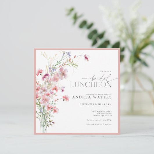 Elegante kleine roze bloemen bruids lunch kaart (Staand voorkant)