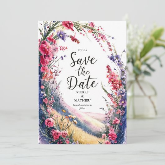 Elegante Kleurrijke Wildflower Bruiloft Save The Date (Staand voorkant)