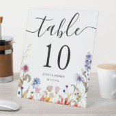 Elegante kleurrijke wildflower bruiloft tafel numm reclamebord met voetstuk (Insitu)