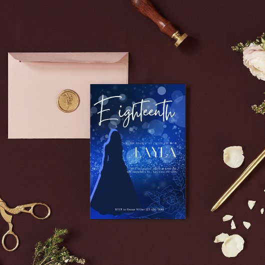 Elegante koninklijk blauwe 18e verjaardagsuitnodig kaart