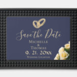 Elegante koppels trouwring Save the Date Barmatten<br><div class="desc">Elegante koppels trouwring Bewaar de datum Bar Mat. Maak uw eigen bruiloft op te slaan de datum bar mat met Save the Date tekst in de moderne en elegante script, bruid en bruidegom namen, de trouwdatum, trouwlocatie en 2 trouwringen en gele rozen. Personaliseer de tekst op maat van uw behoeften....</div>