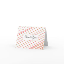 Elegante koraalgeometrische Chevron-stippenruit