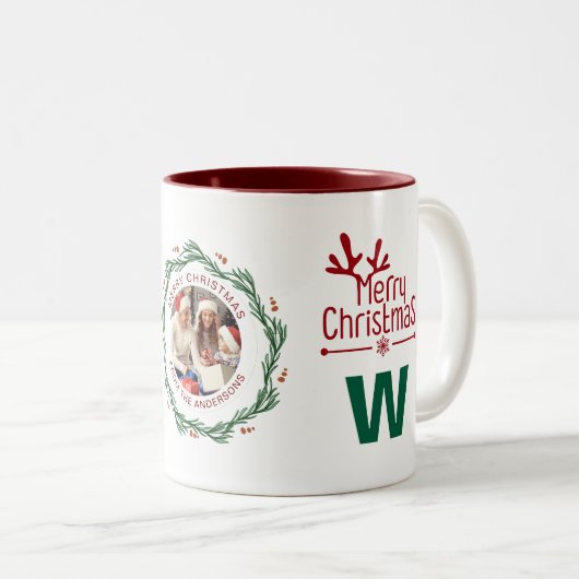 Elegante Krans Kerstfoto Familie Monogram Tweekleurige Koffiemok (Voorkant rechts)