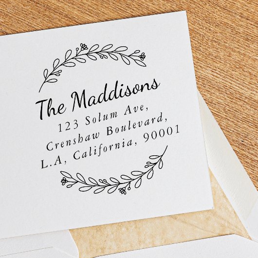 Elegante krans script familienaam retouradres rubberstempel