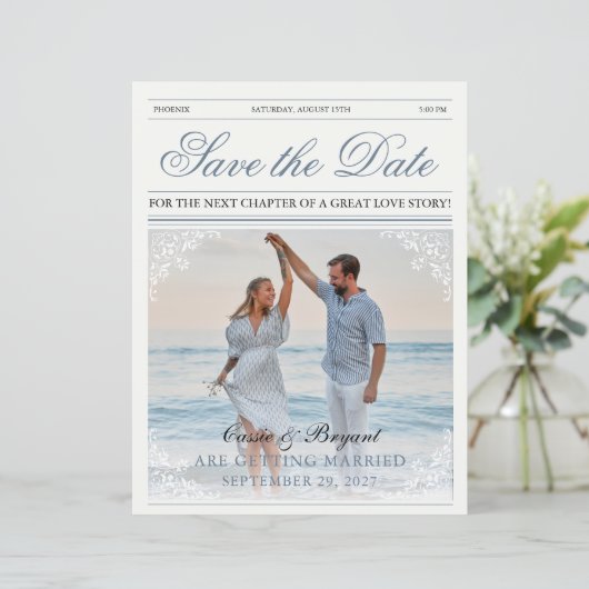 Elegante krant bruiloft Save the Date (Staand voorkant)