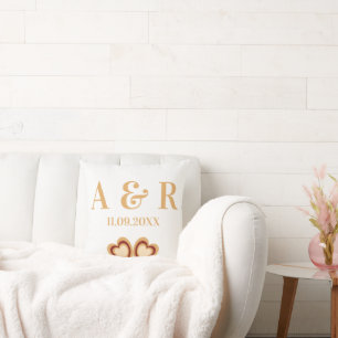 Elegante kussenhoes met monogram voor het huwelijk kussen