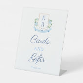 Elegante Kust Monogram Kaarten en Geschenken Reclamebord Met Voetstuk (Voorkant)