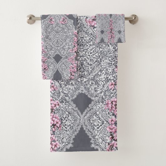 Elegante Lace Roze Bloemen Shabby Chic Bad Handdoek (Insitu)