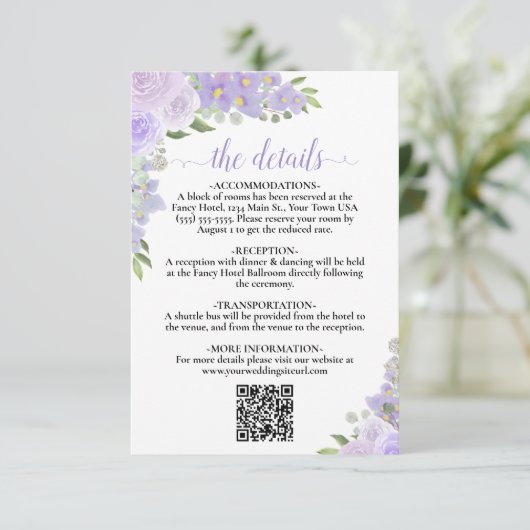 Elegante Lavendel Bloemen Bruiloft Details QR Code Informatiekaartje (Staand voorkant)