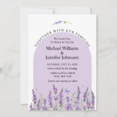 Elegante lavendel bloemen paarse boog foto bruilof kaart (Voorkant)