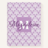 Elegante Lavendel  Damask Monogram & Naam Notitieboek (Voorkant)