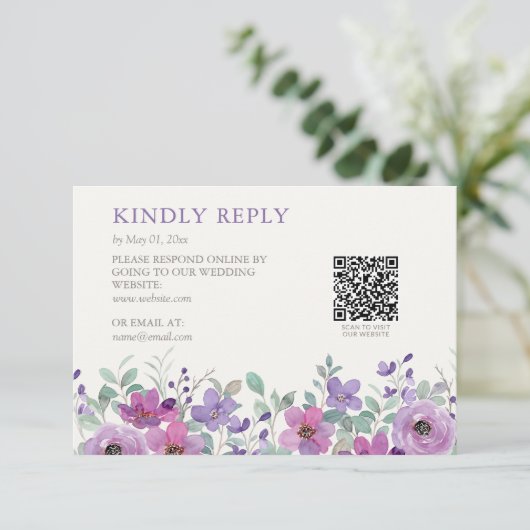 Elegante Lavendel Waterverf Bloemen Bruiloft RSVP Kaartje (Staand voorkant)