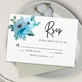 Elegante lente stoffige blauw witte bloemen bruilo RSVP kaartje