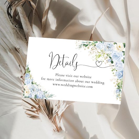 Elegante lichtblauwe details bijgevoegde kaart