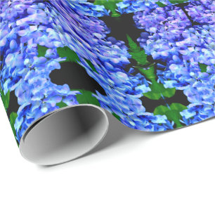 Elegante lichtblauwe magenta paarse bloemen horten cadeaupapier