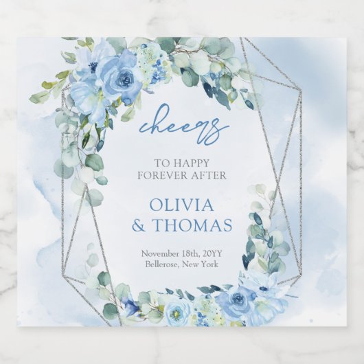 Elegante lichte pastelblauwe bloemen en eucalyptus likeurfles etiket (Enkel label)