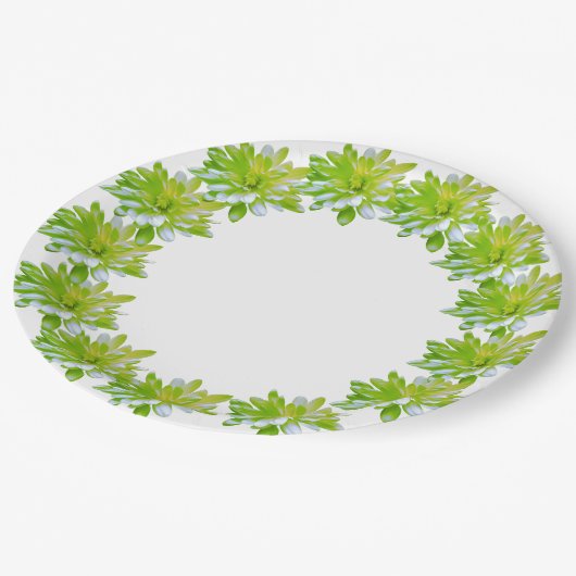 Elegante lichte zachte groene bloemen bloem papieren bordje (Gekanteld)