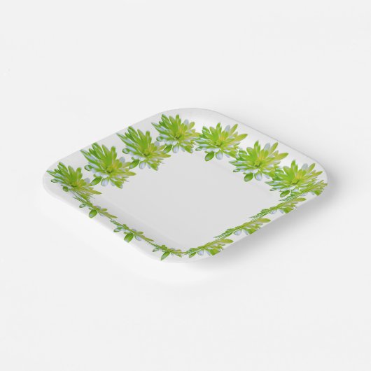 Elegante lichte zachte groene bloemen bloem papieren bordje (Gebogen)