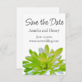 Elegante lichte zachte groene bloemen bloem save the date (Voorkant / Achterkant)