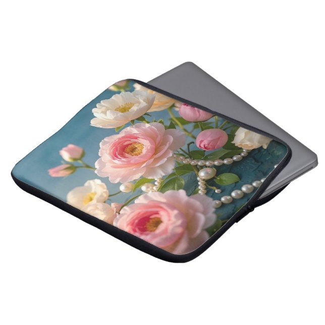 Elegante lichtroze blush bloemen met parels laptop sleeve (Voorkant top)