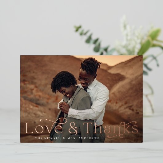 Elegante Liefde en Bedankt Stoffelijk Roos Foto Br Folie Uitnodiging (Staand Voorkant)