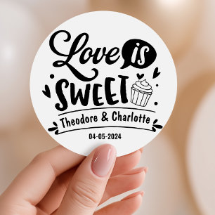 Elegante liefde is zoete kalligrafie hart bruiloft ronde sticker